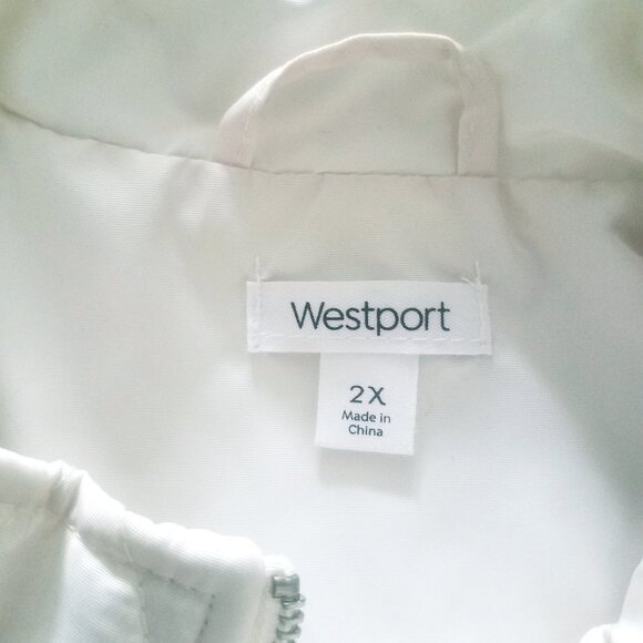 Westport plus sized quilted vest - Picture 3 of 5